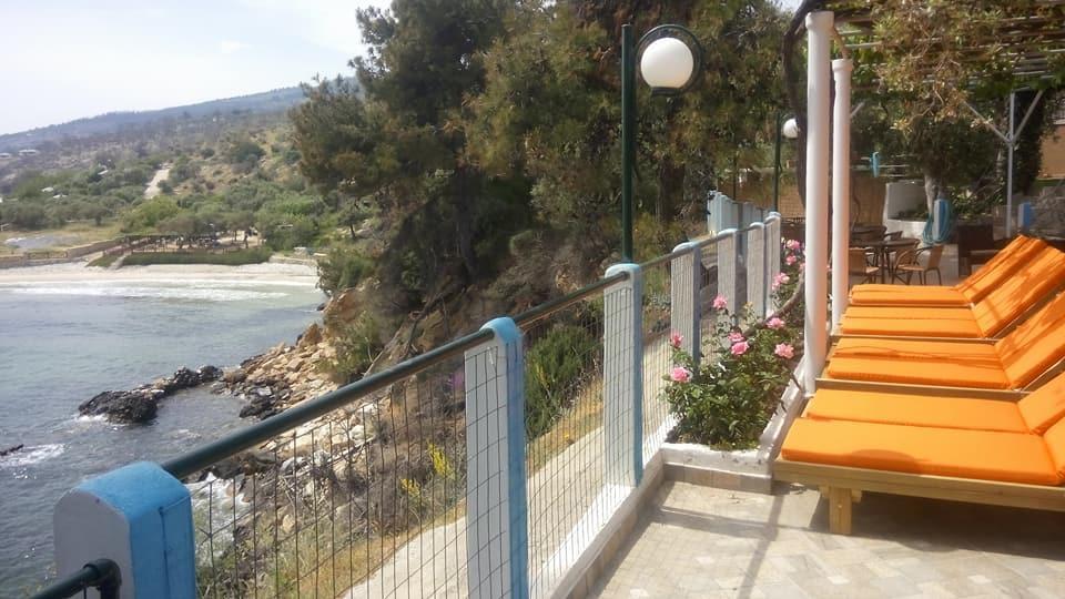 Gorgona Rooms Alikí エクステリア 写真